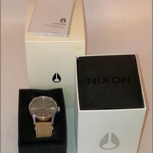 NIXON - Sentry 38 w/ tan leather band and sage color face Men's Watch NWT